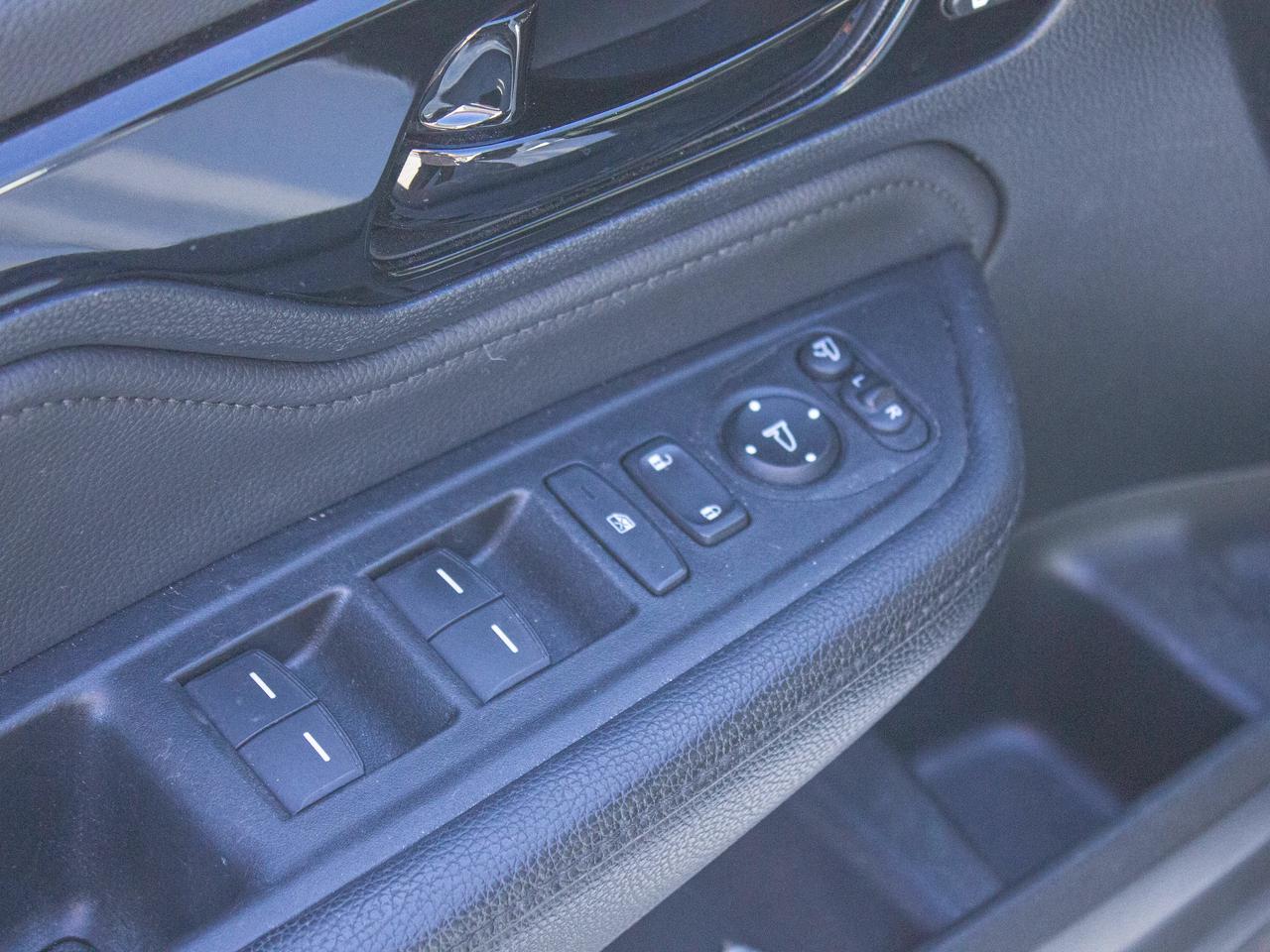 2022 Honda Odyssey Touring Photo