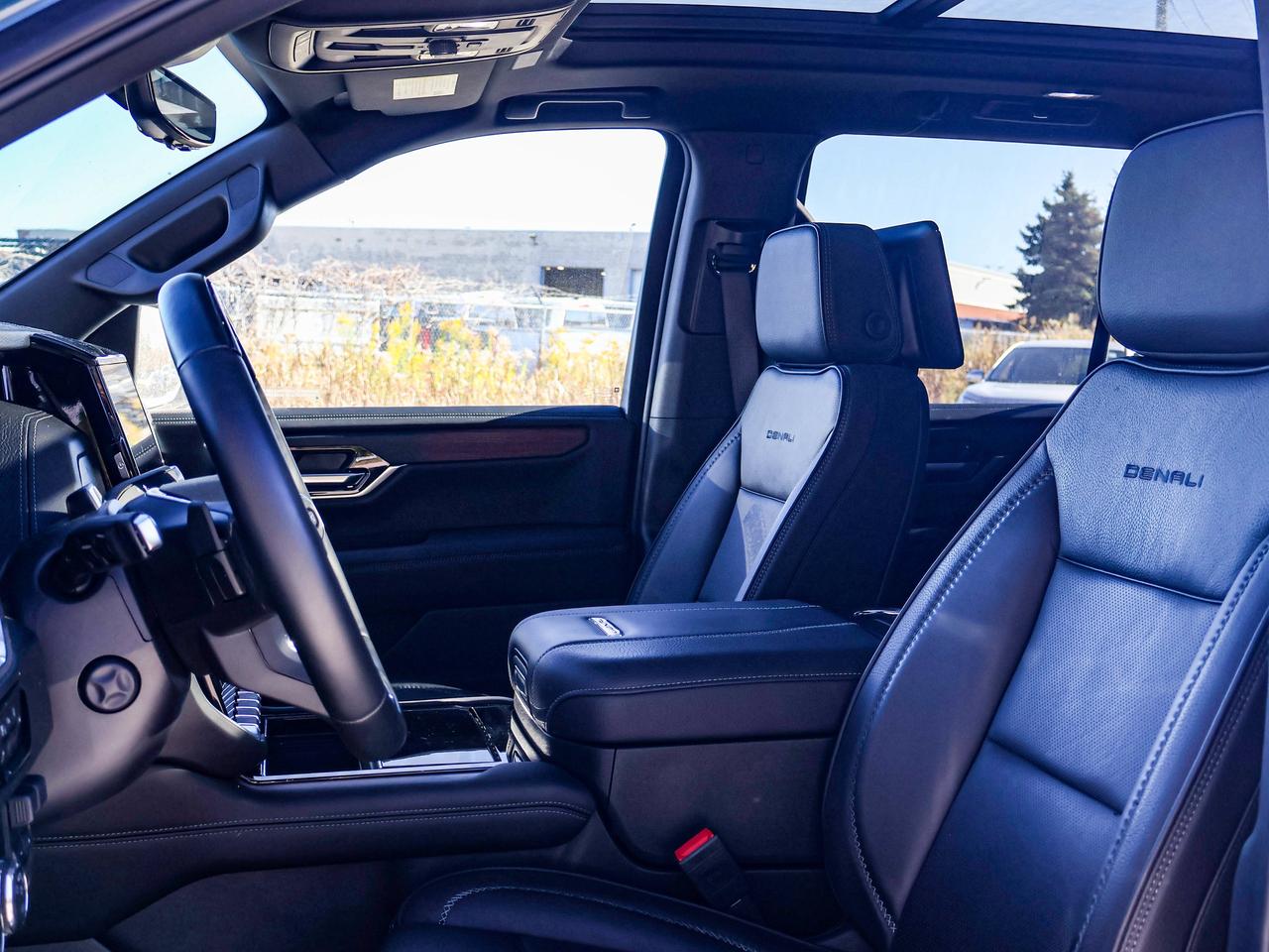 2025 GMC Yukon Denali Photo