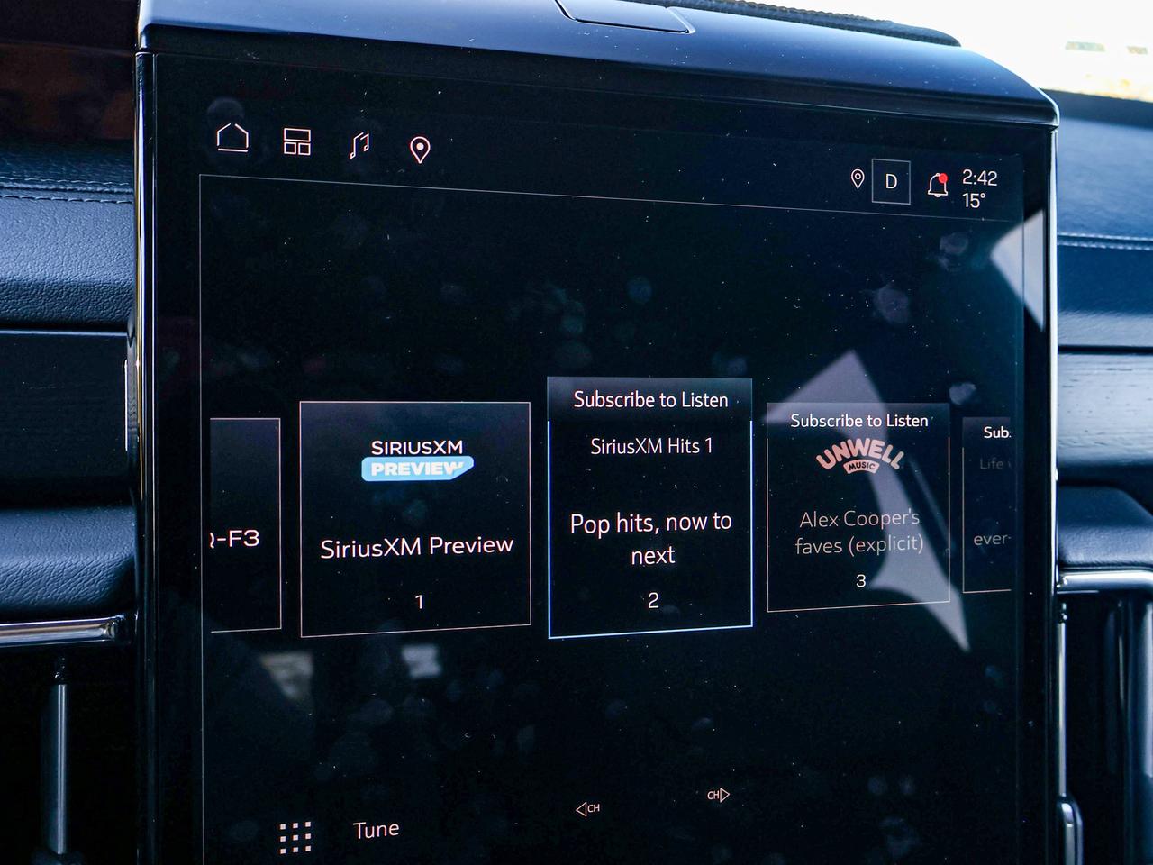 2025 GMC Yukon Denali Photo