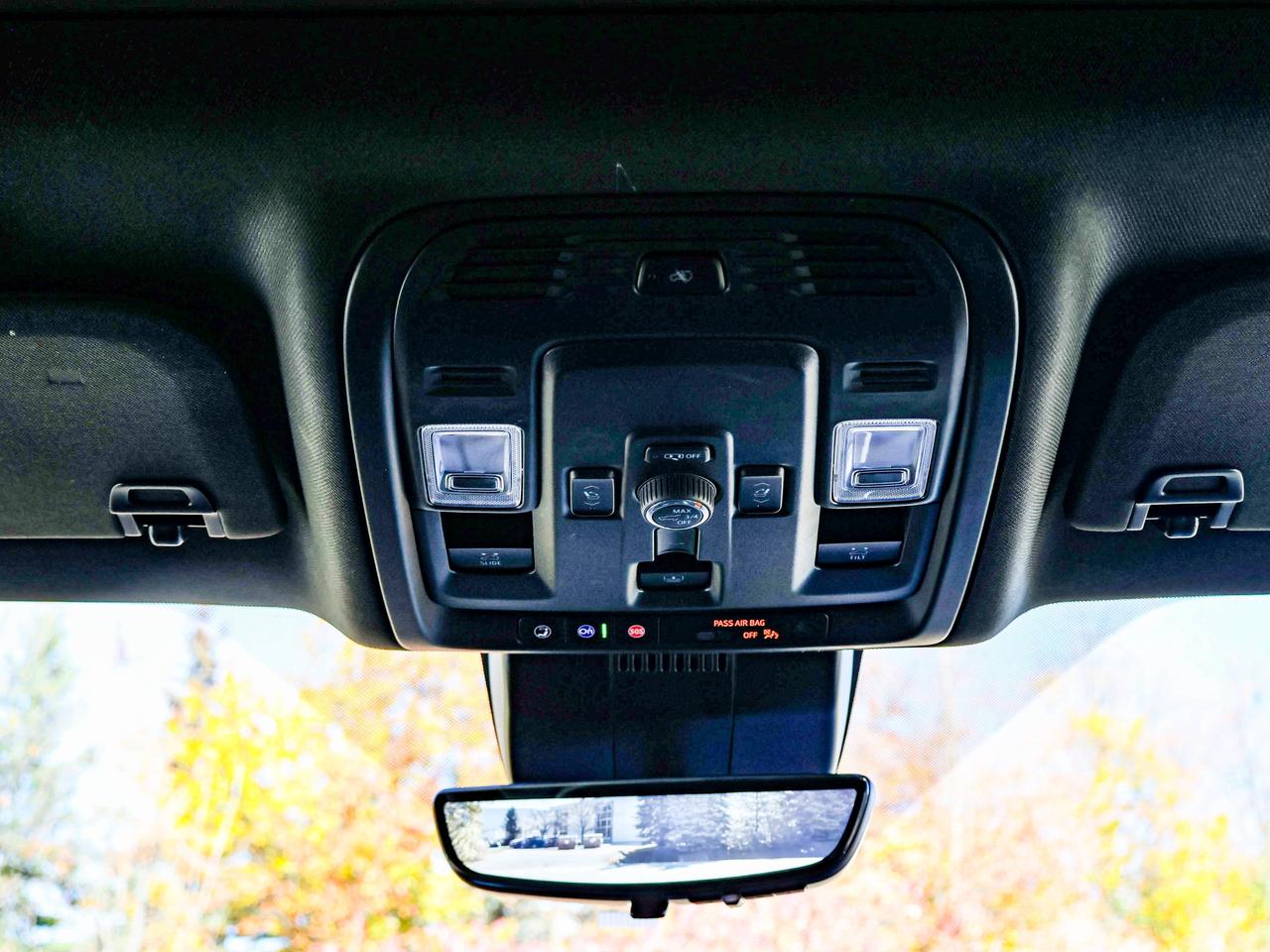 2025 GMC Yukon Denali Photo