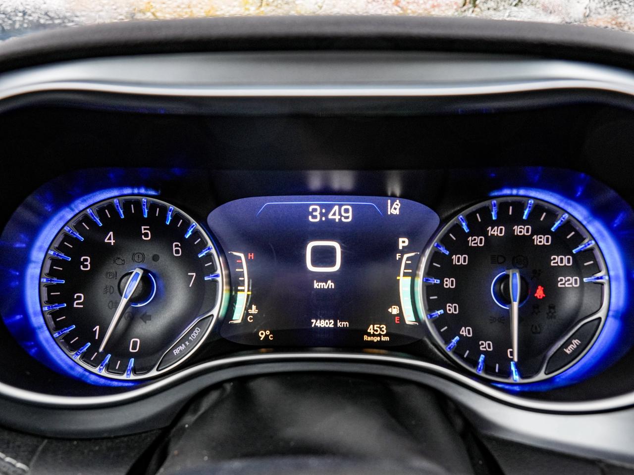 2025 Chrysler Pacifica Limited Photo