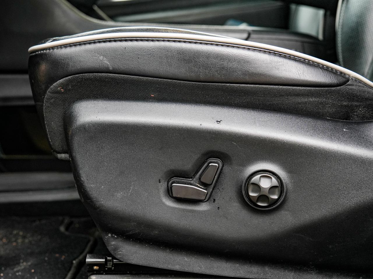 2025 Chrysler Pacifica Limited Photo