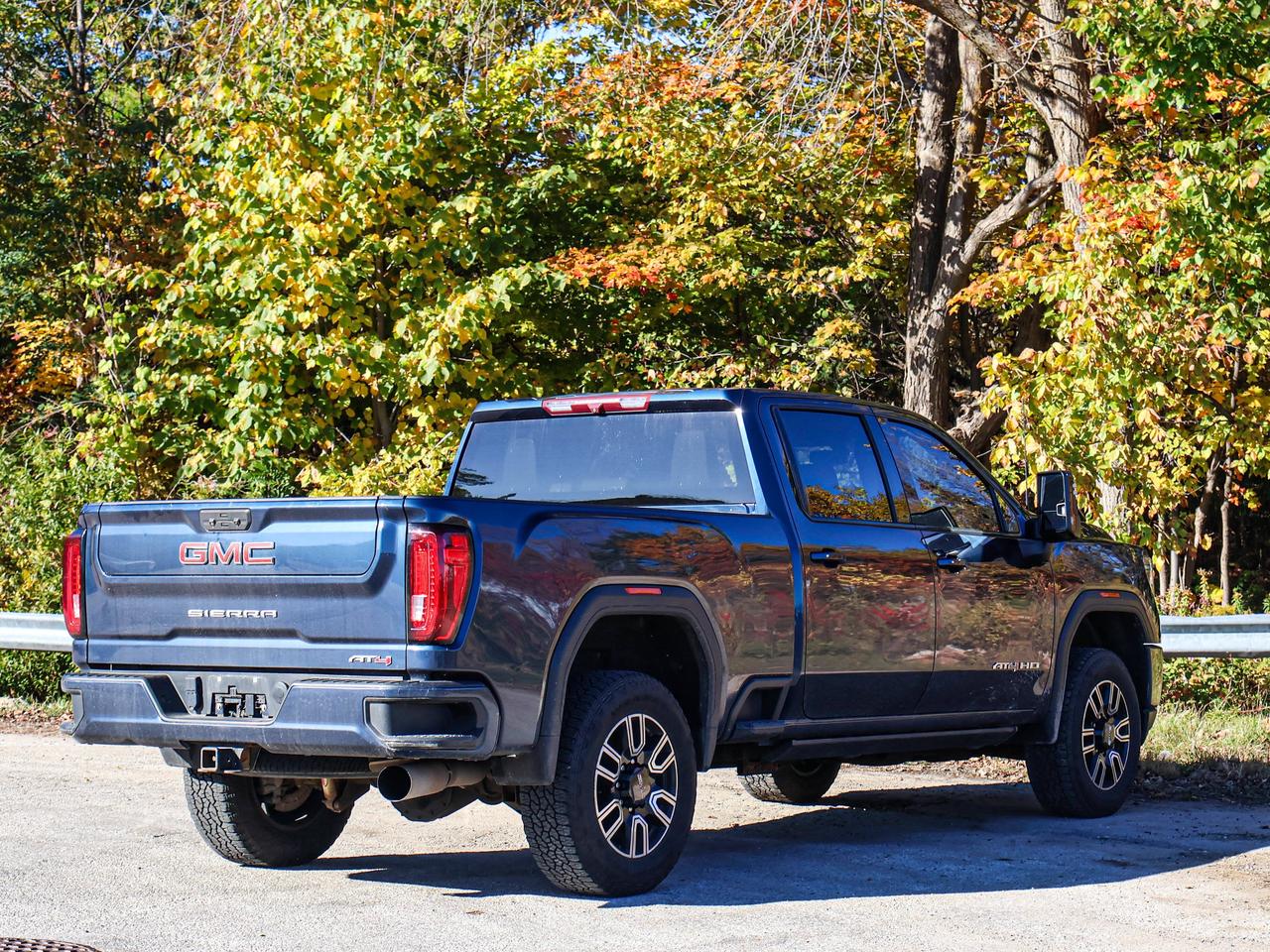 2022 GMC SIERRA 2500HD AT4 Photo