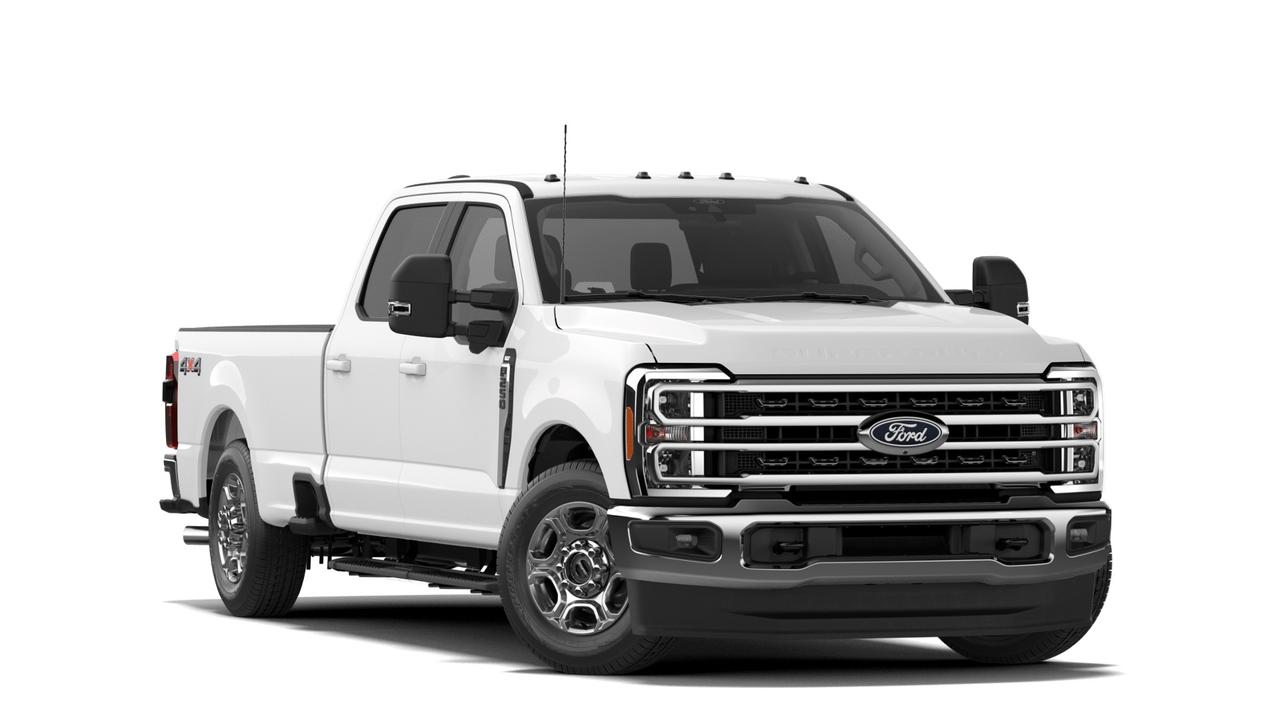 2027 Ford F-250 XLT Crew Cab Long Box 4x4 Photo3
