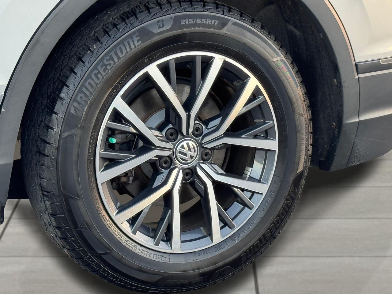 2019 Volkswagen Tiguan Comfortline 4MOTION+CLEAN CARFAX+PANO ROOF Photo