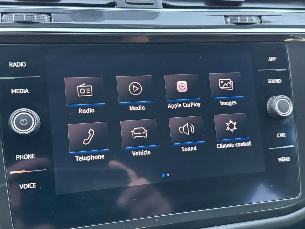 2019 Volkswagen Tiguan Comfortline 4MOTION+CLEAN CARFAX+PANO ROOF Photo