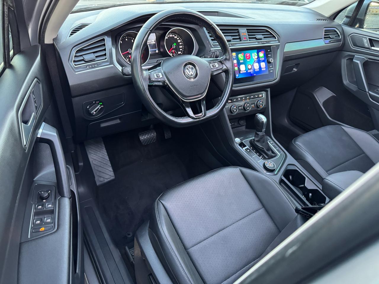 2019 Volkswagen Tiguan Comfortline 4MOTION+CLEAN CARFAX+PANO ROOF Photo