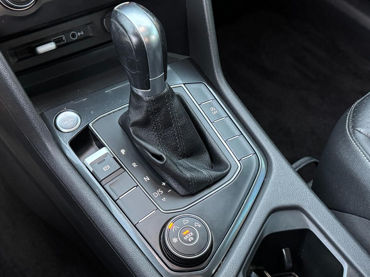 2019 Volkswagen Tiguan Comfortline 4MOTION+CLEAN CARFAX+PANO ROOF Photo