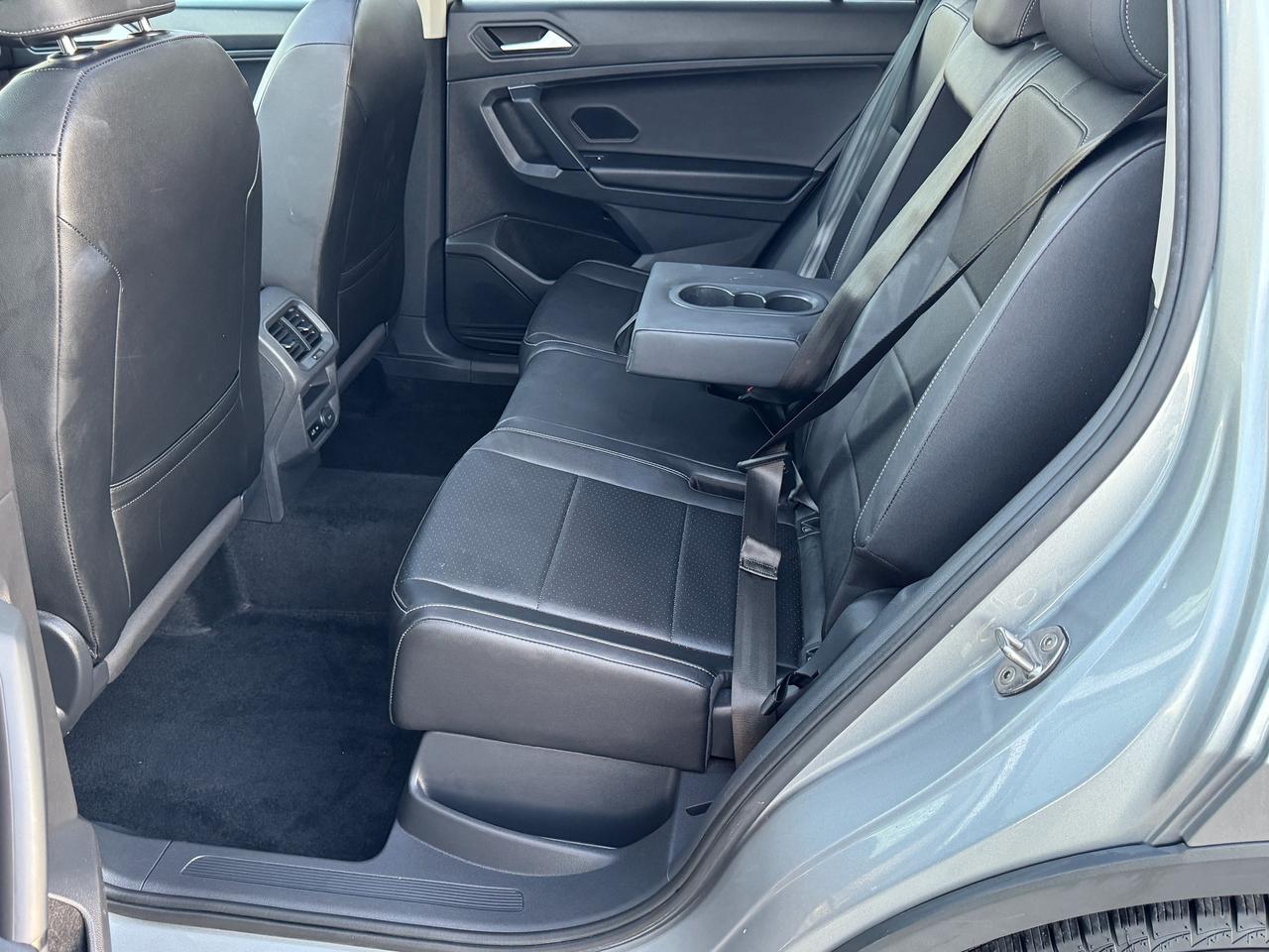 2019 Volkswagen Tiguan Comfortline 4MOTION+CLEAN CARFAX+PANO ROOF Photo