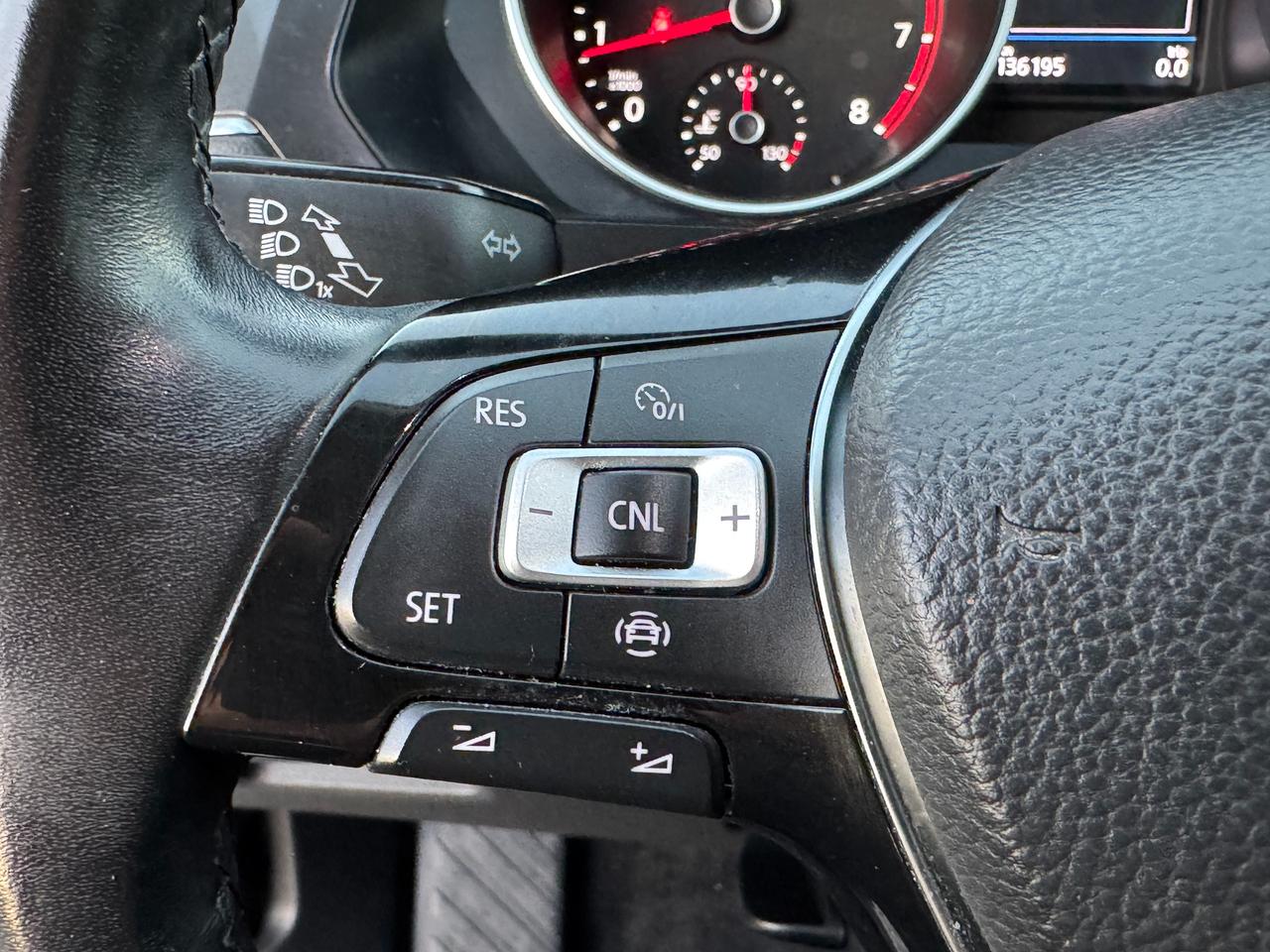 2019 Volkswagen Tiguan Comfortline 4MOTION+CLEAN CARFAX+PANO ROOF Photo