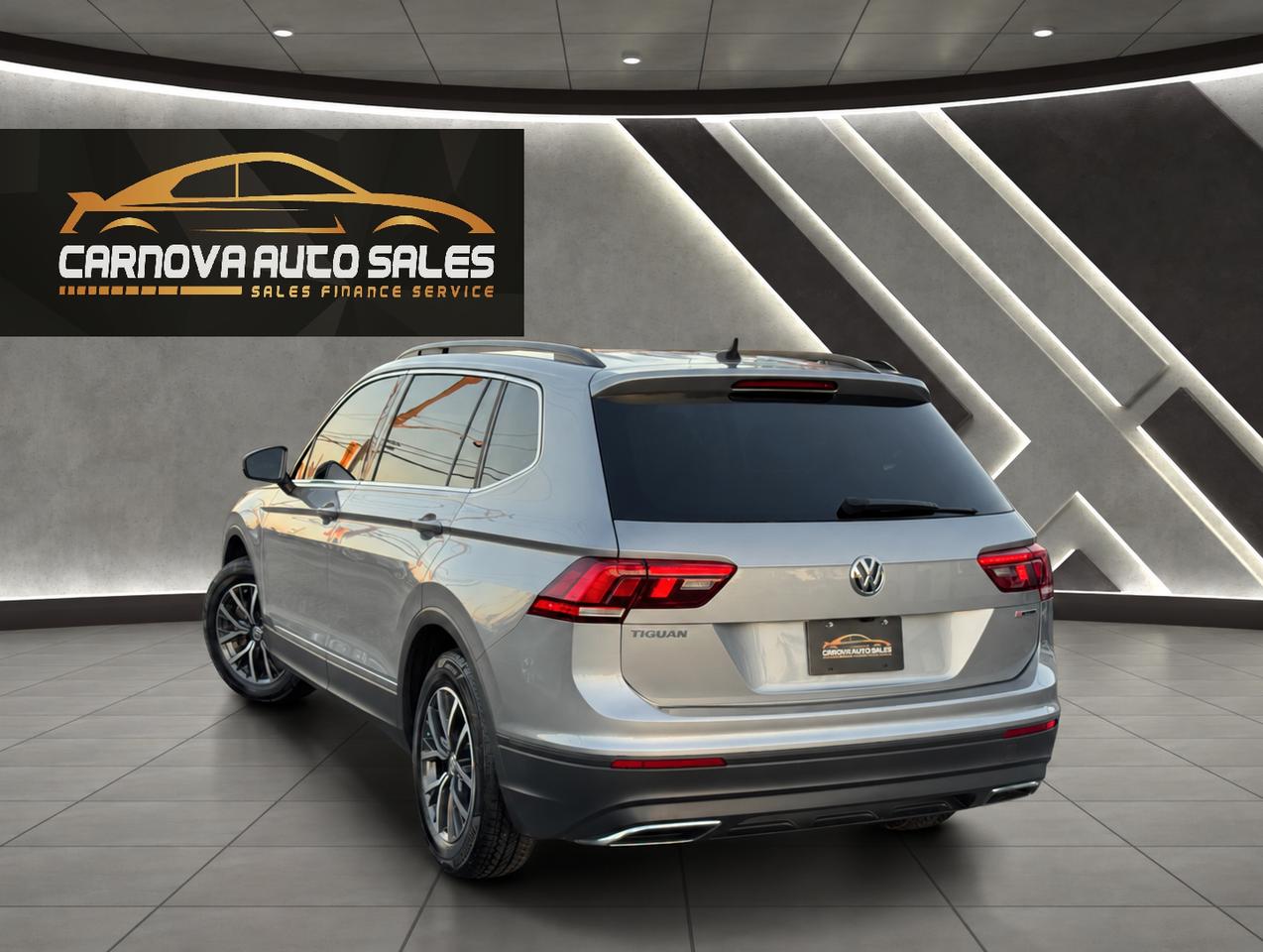 2019 Volkswagen Tiguan Comfortline 4MOTION+CLEAN CARFAX+PANO ROOF Photo