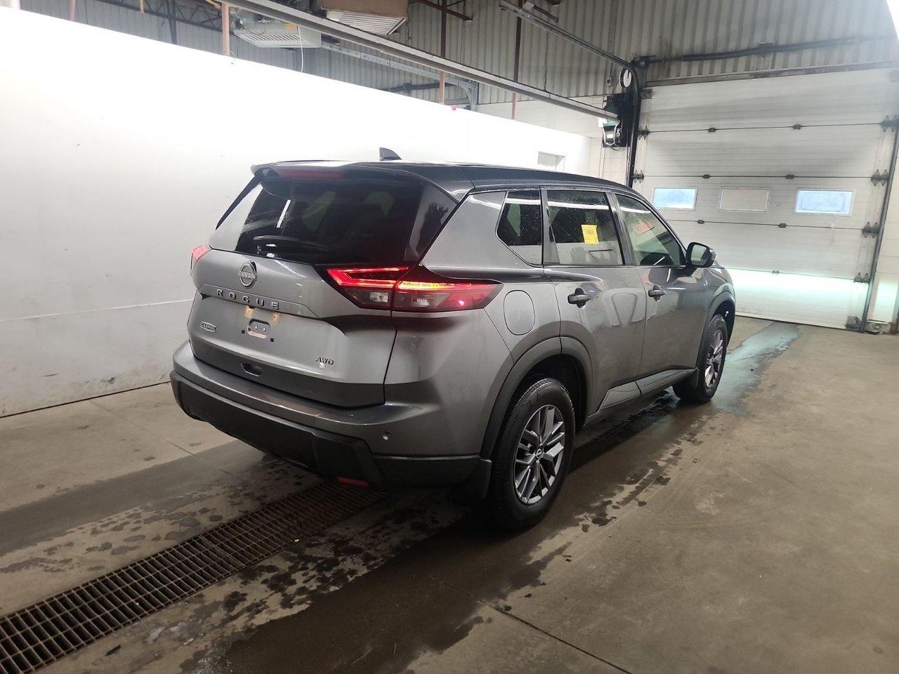 2024 Nissan Rogue AWD S Photo