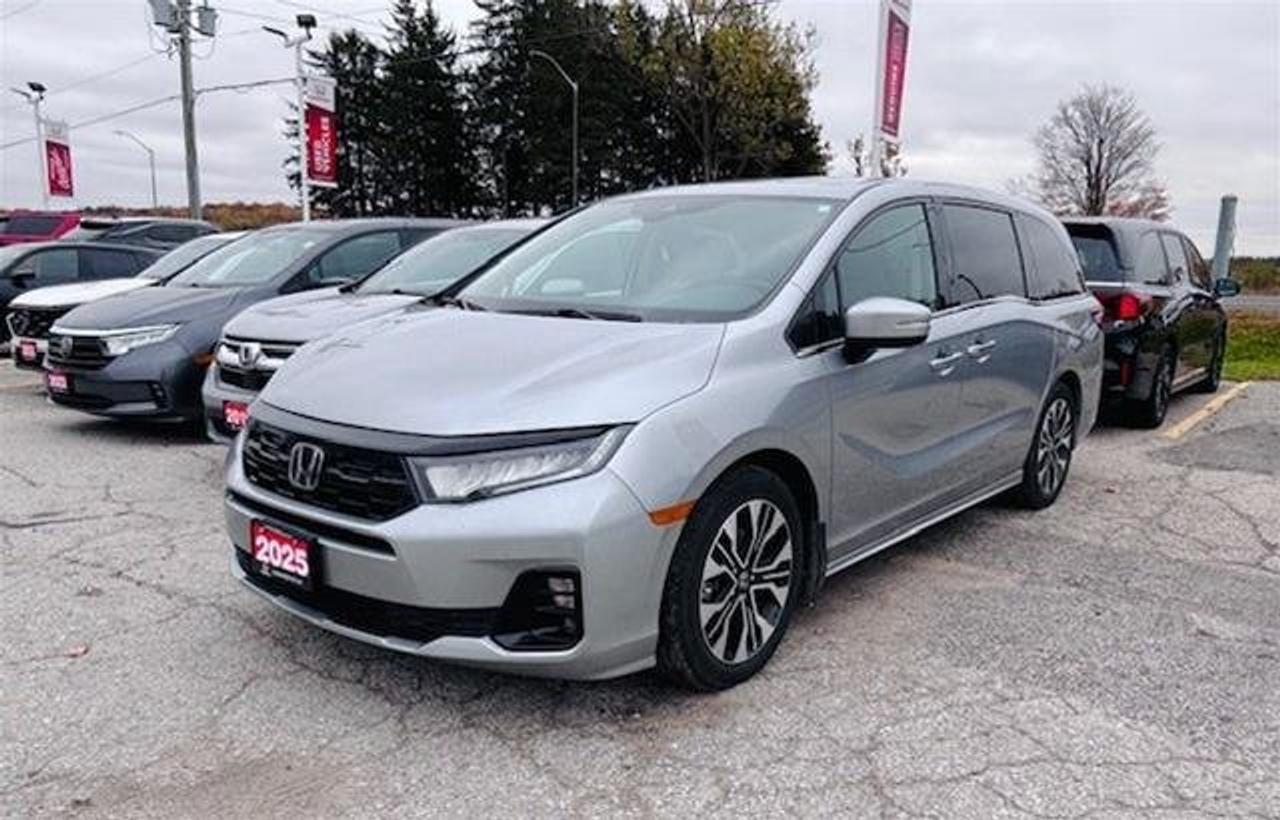 2025 Honda Odyssey Touring Auto Photo0