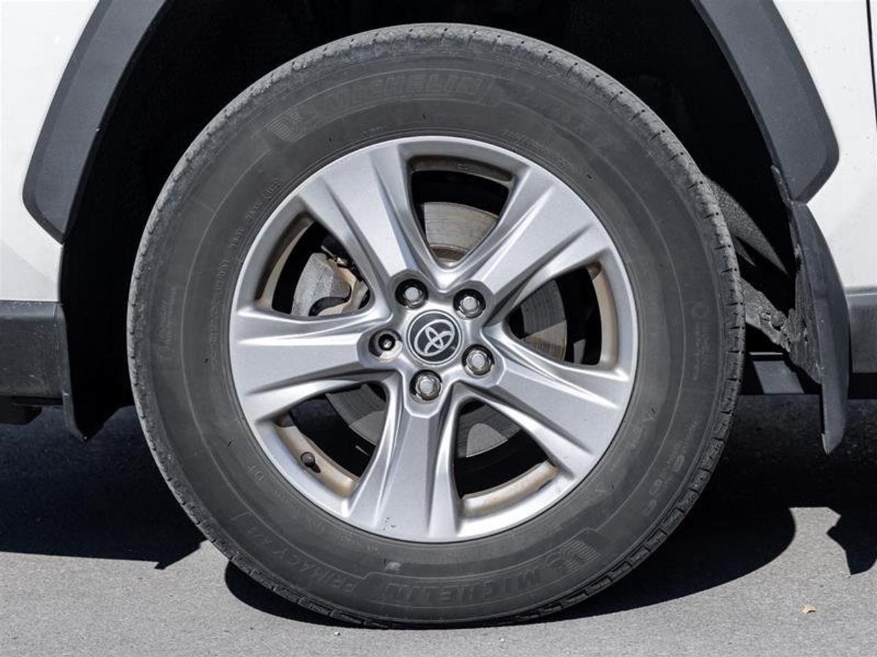 2022 Toyota RAV4 Hybrid LE AWD Backup Cam | Heated Seats | Adaptive Cruise | LE Photo