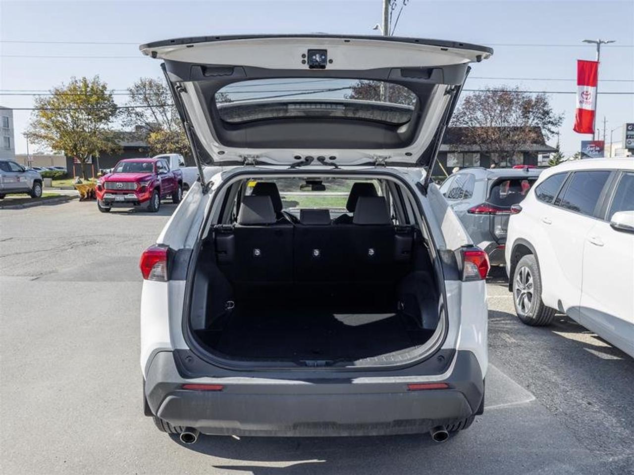 2022 Toyota RAV4 Hybrid LE AWD Backup Cam | Heated Seats | Adaptive Cruise | LE Photo