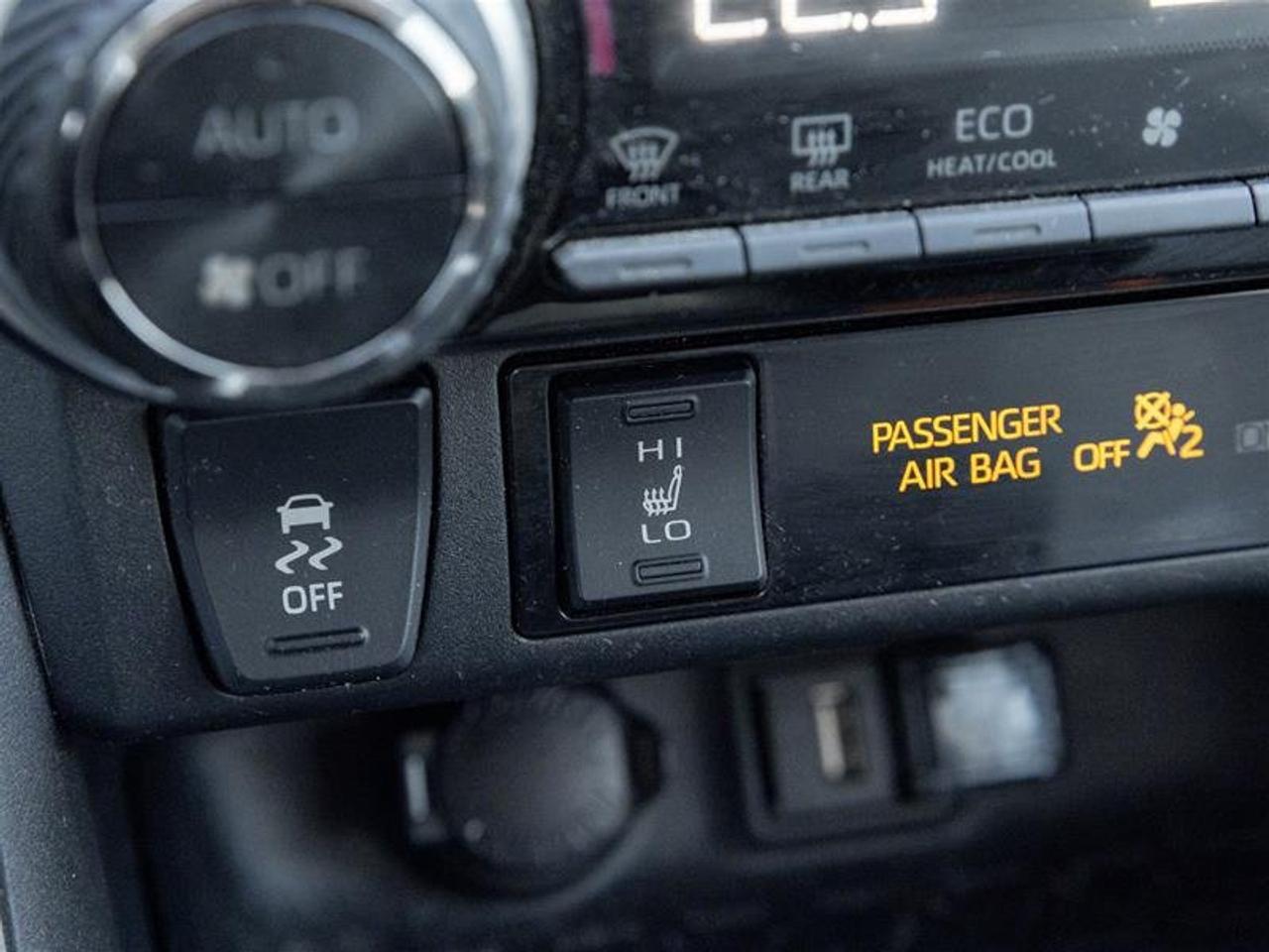 2022 Toyota RAV4 Hybrid LE AWD Backup Cam | Heated Seats | Adaptive Cruise | LE Photo