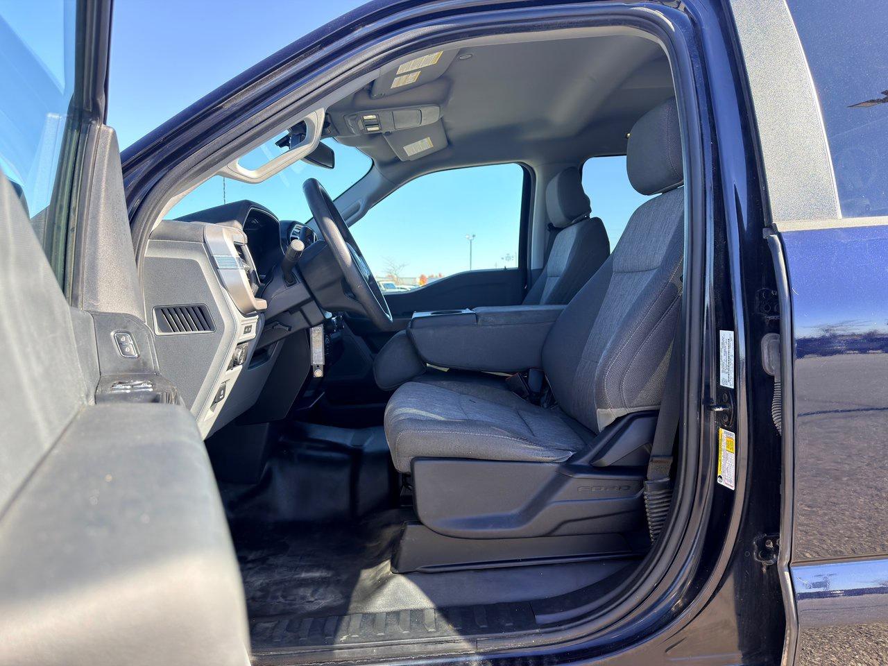 2022 Ford F-150 XL Photo