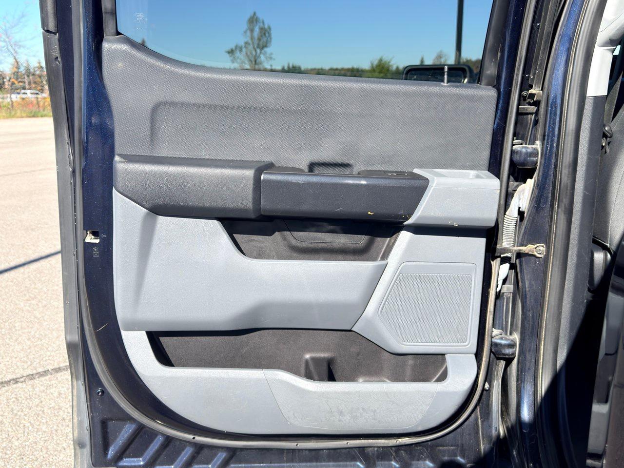 2022 Ford F-150 XL Photo