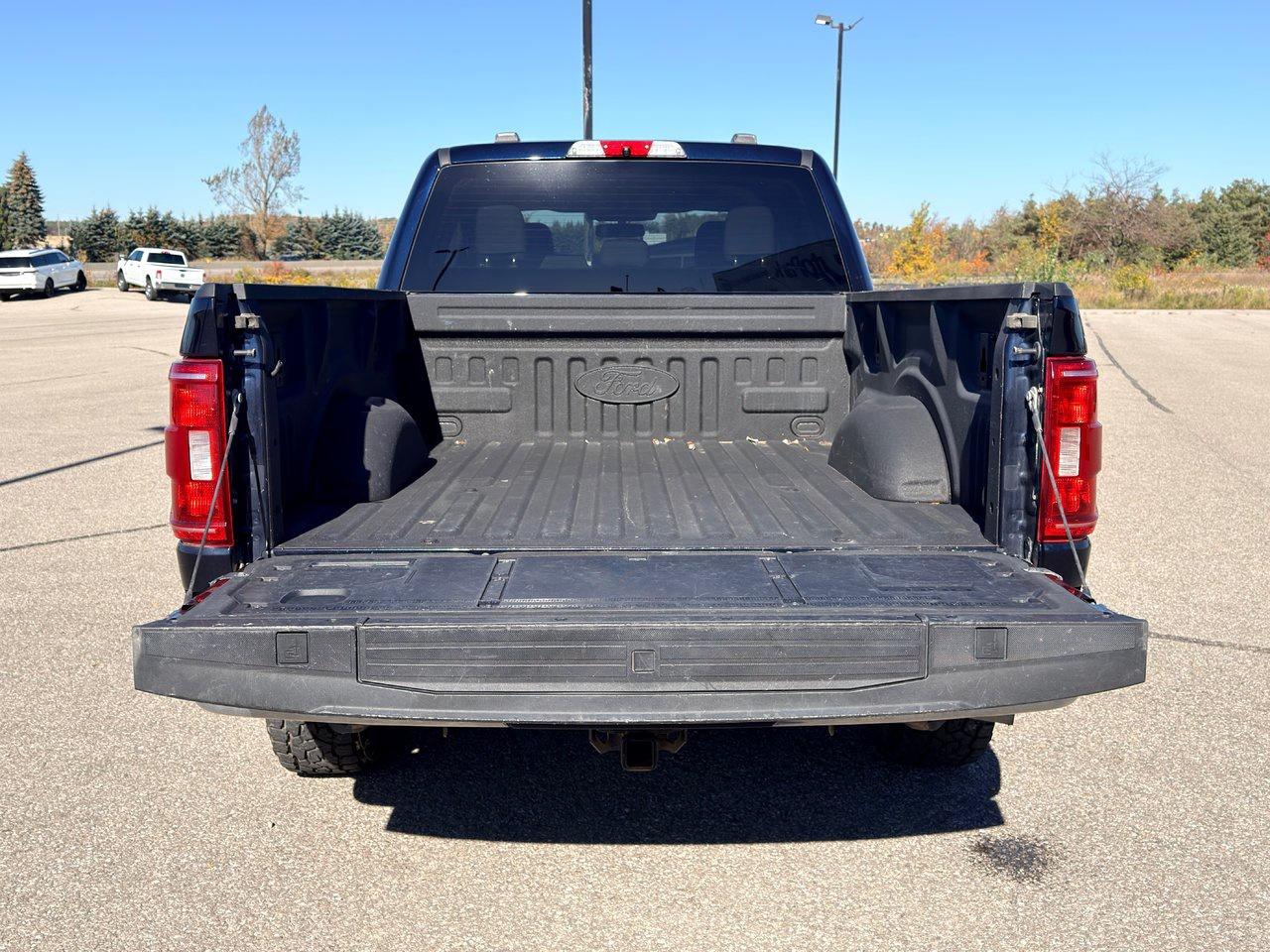 2022 Ford F-150 XL Photo