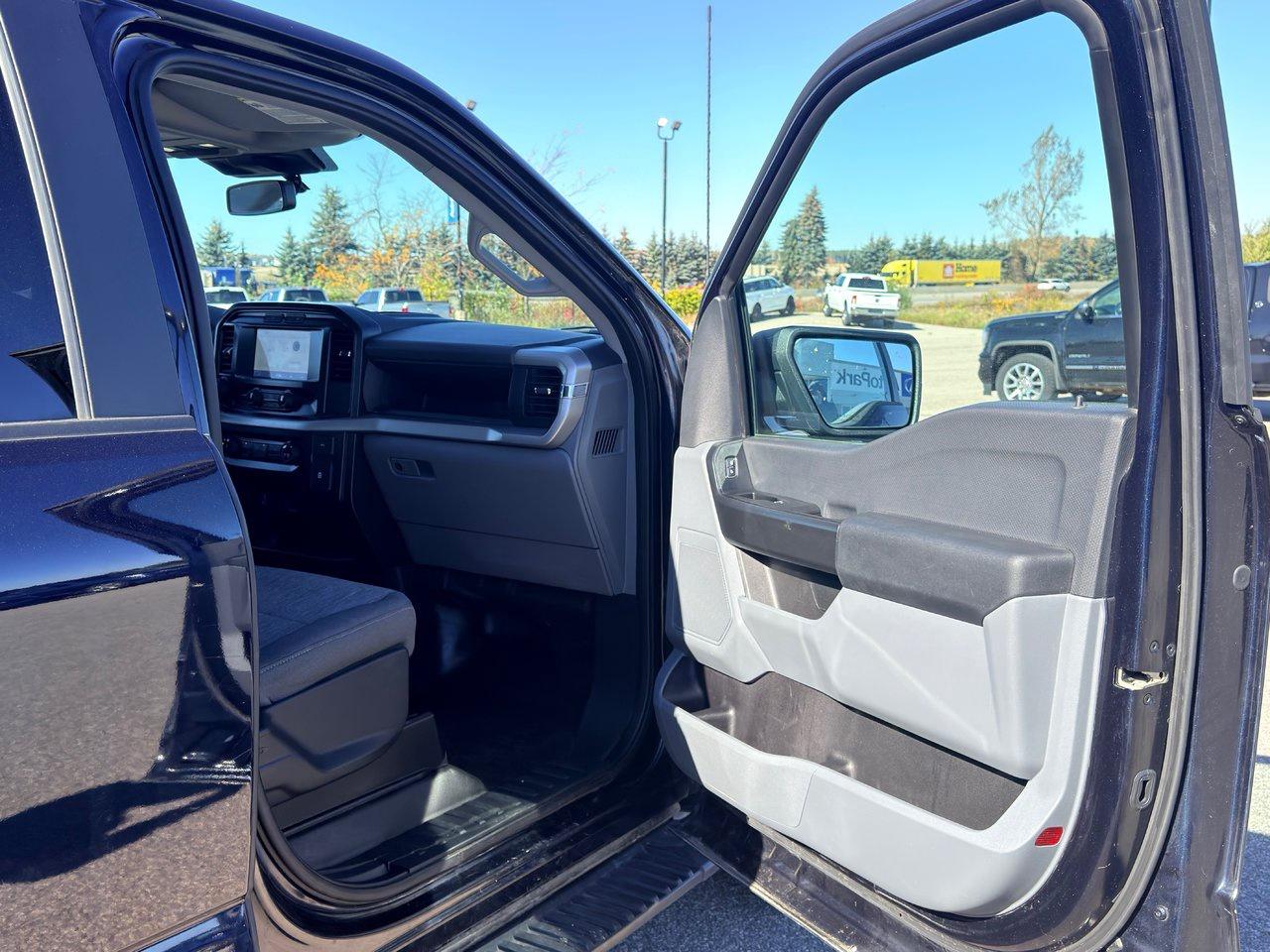 2022 Ford F-150 XL Photo