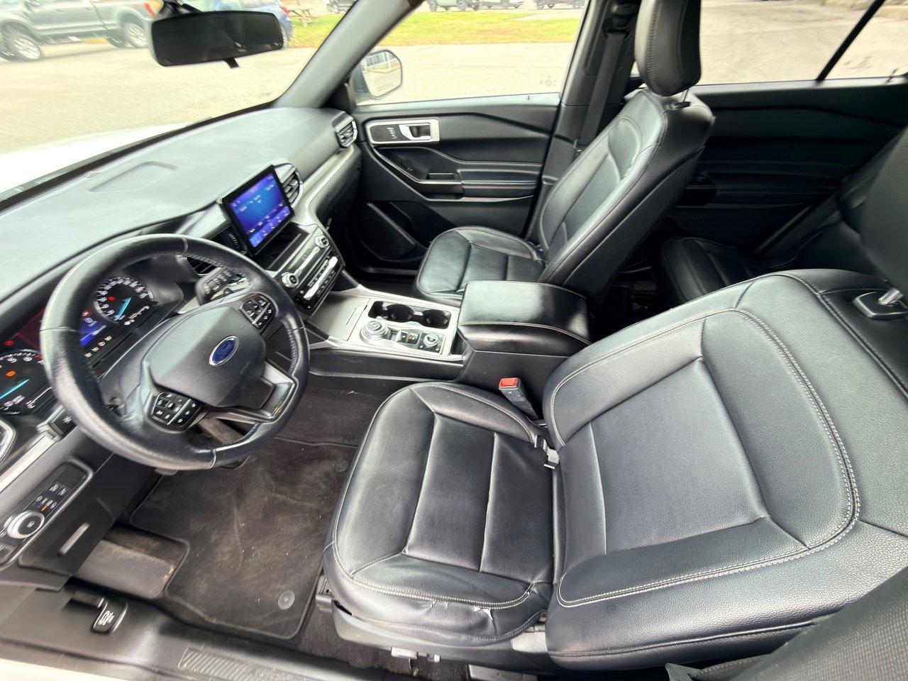 2020 Ford Explorer XLT Photo