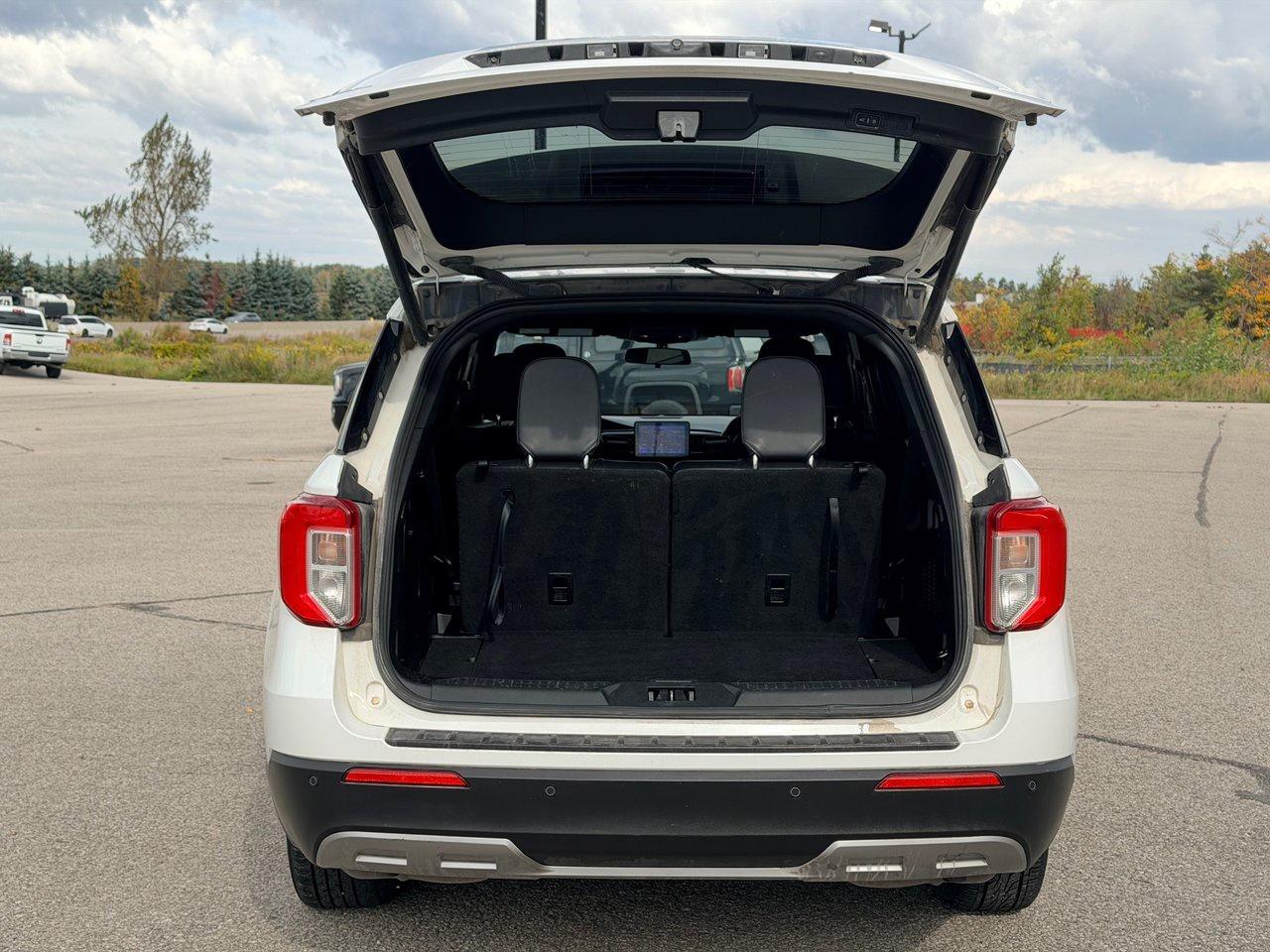 2020 Ford Explorer XLT Photo