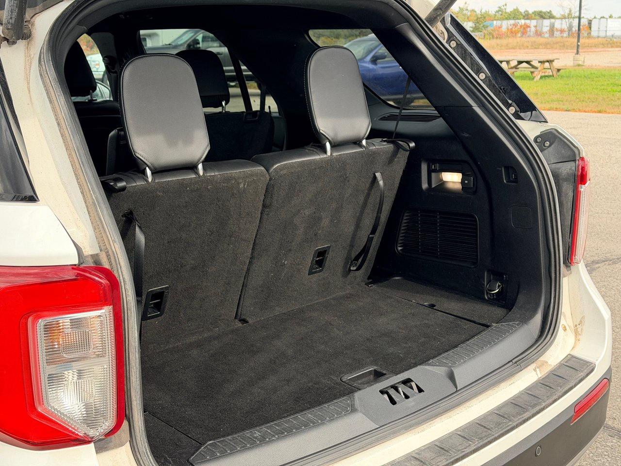 2020 Ford Explorer XLT Photo