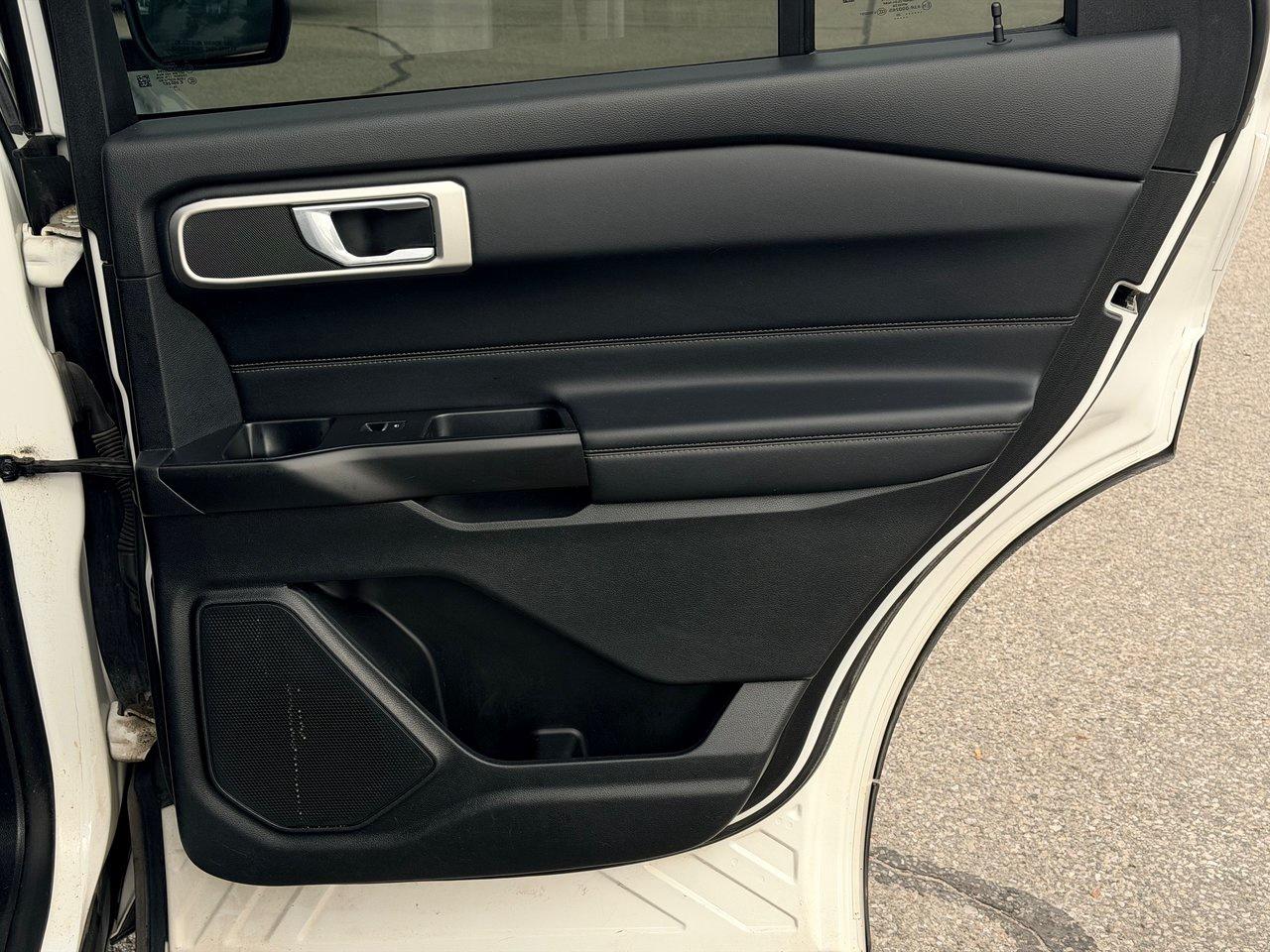 2020 Ford Explorer XLT Photo