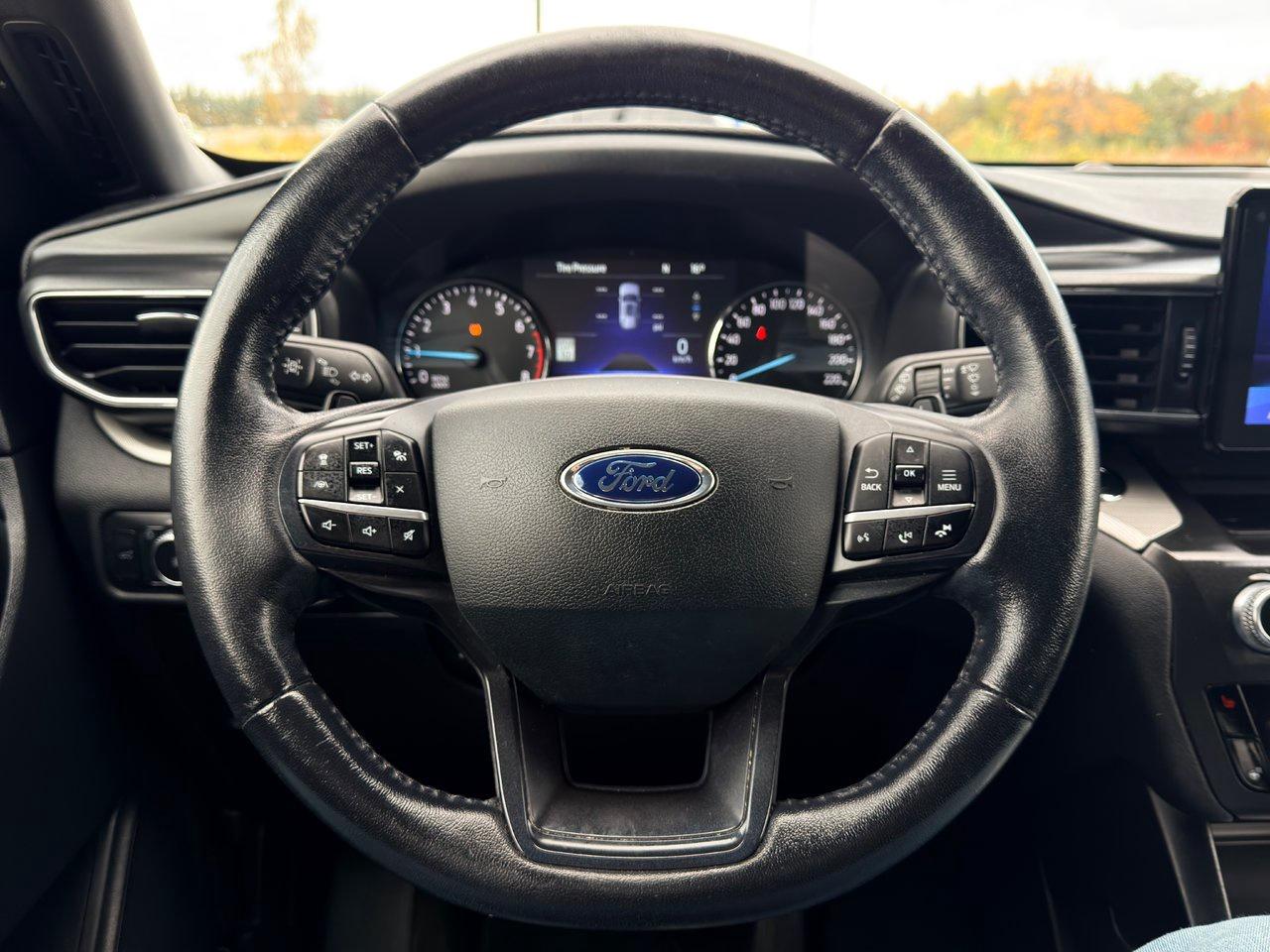 2020 Ford Explorer XLT Photo