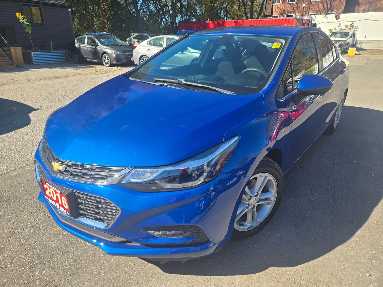 2016 Chevrolet Cruze 2LT Photo0