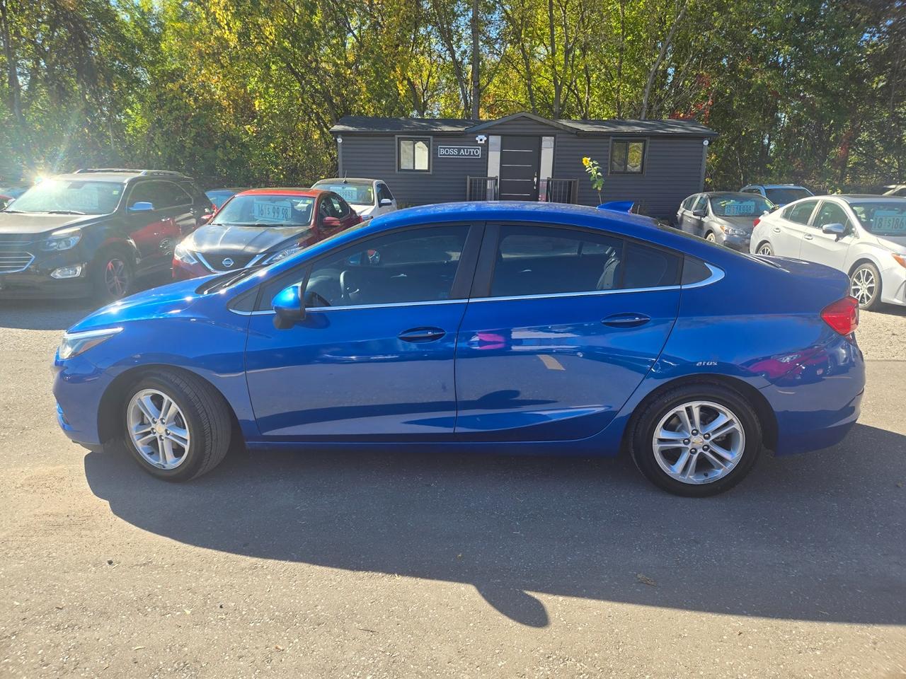 2016 Chevrolet Cruze 2LT Photo