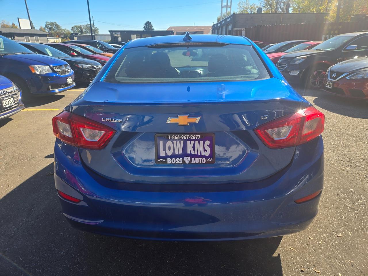 2016 Chevrolet Cruze 2LT Photo2