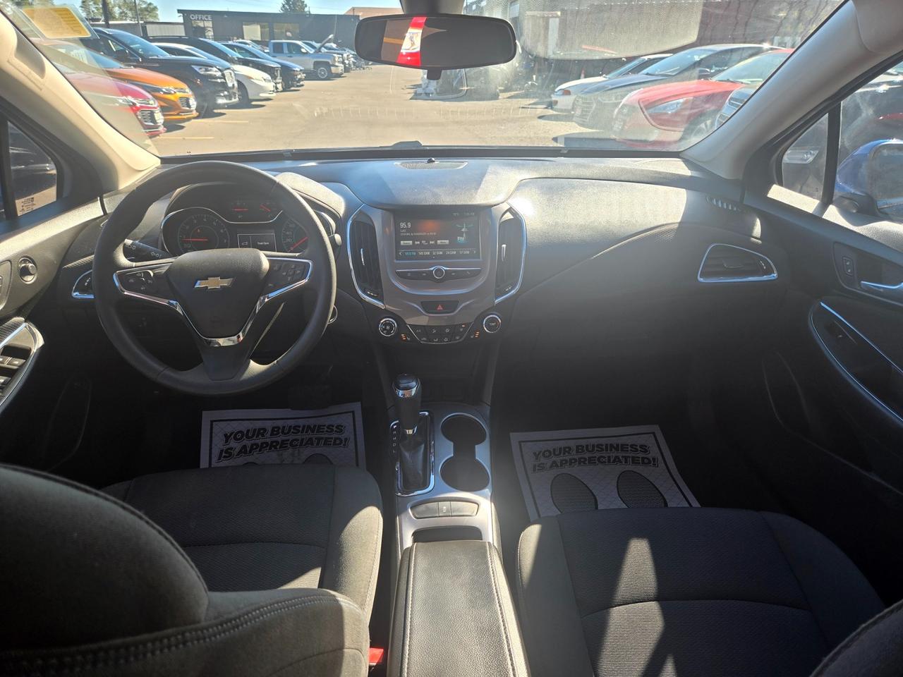 2016 Chevrolet Cruze 2LT Photo