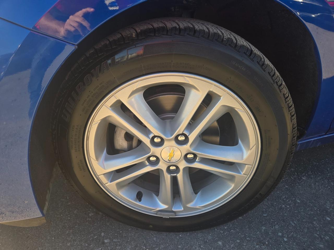 2016 Chevrolet Cruze 2LT Photo