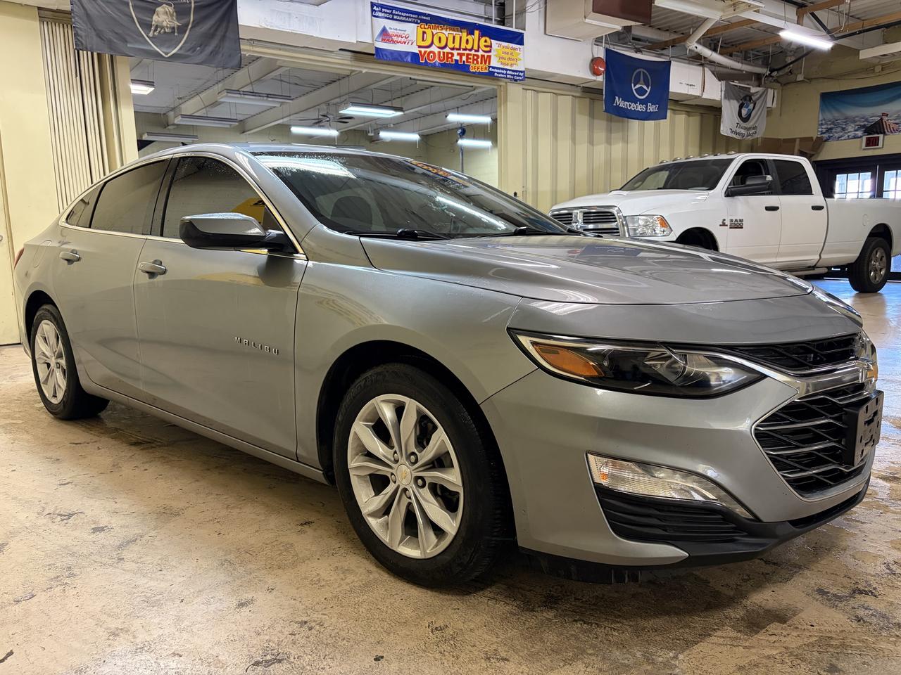 2023 Chevrolet Malibu LT Photo
