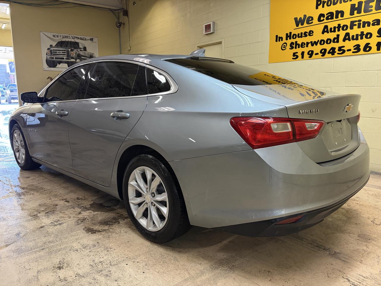 2023 Chevrolet Malibu LT Photo