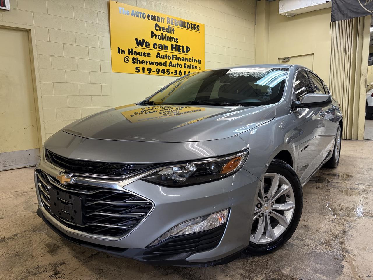 2023 Chevrolet Malibu LT Photo0