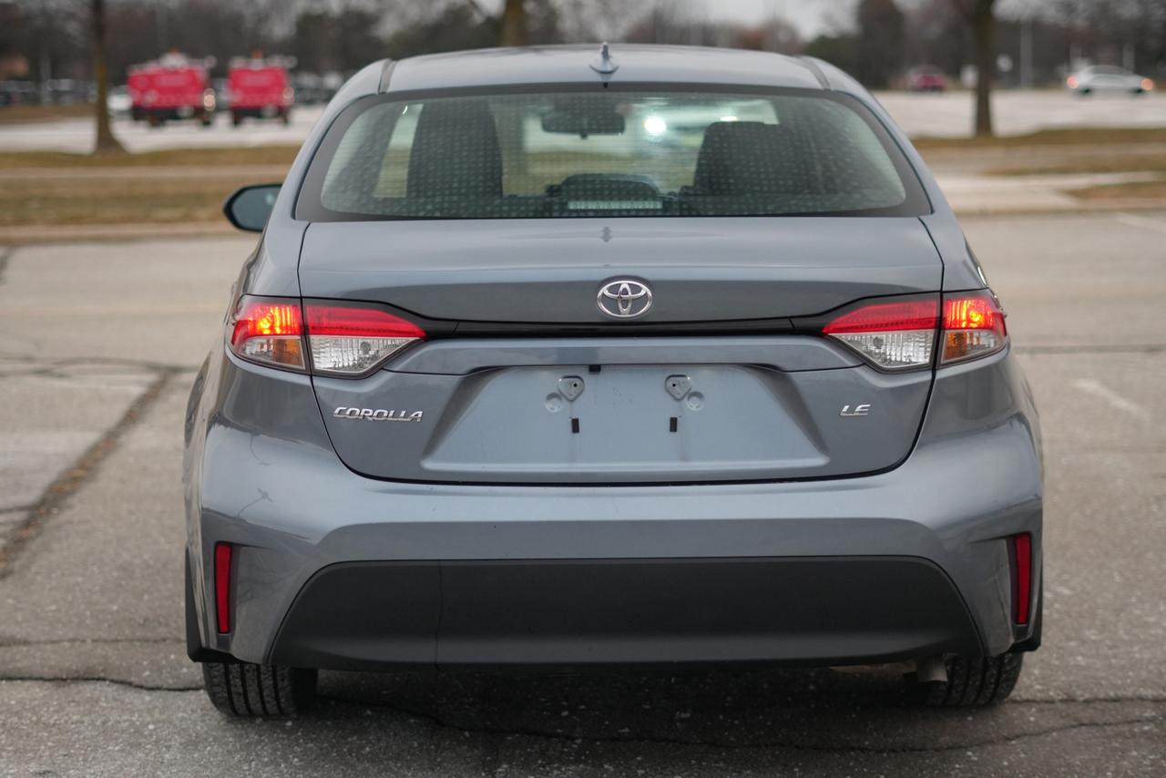 2024 Toyota Corolla LE Photo3