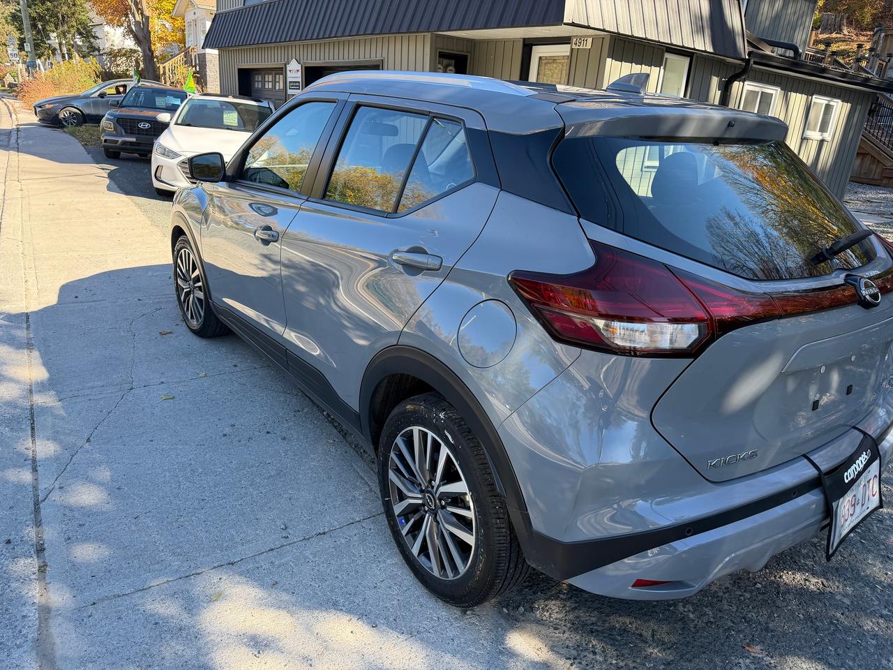 2025 Nissan Kicks SV Photo