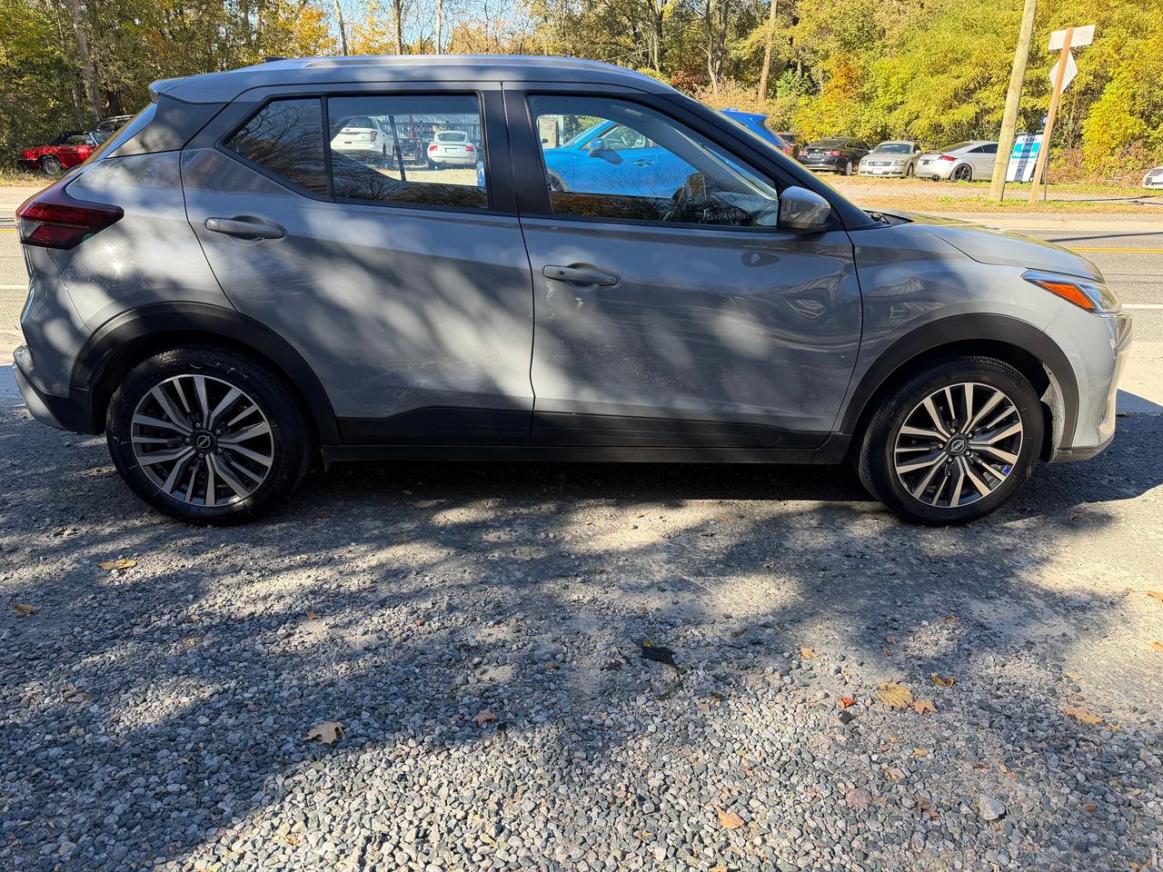 2025 Nissan Kicks SV Photo