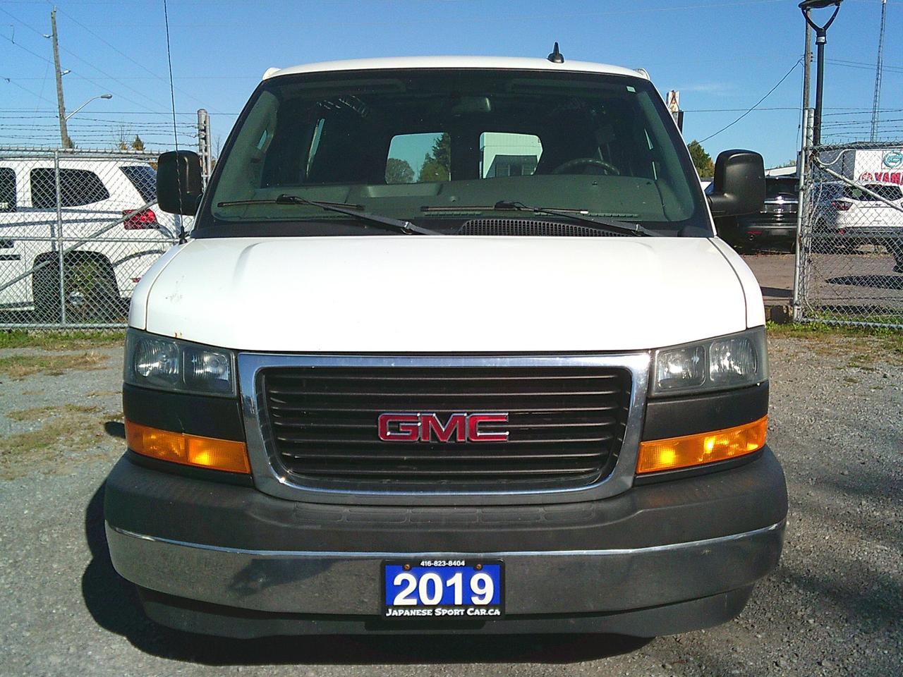 2019 GMC Savana Cargo Van RWD 2500 135" Photo3