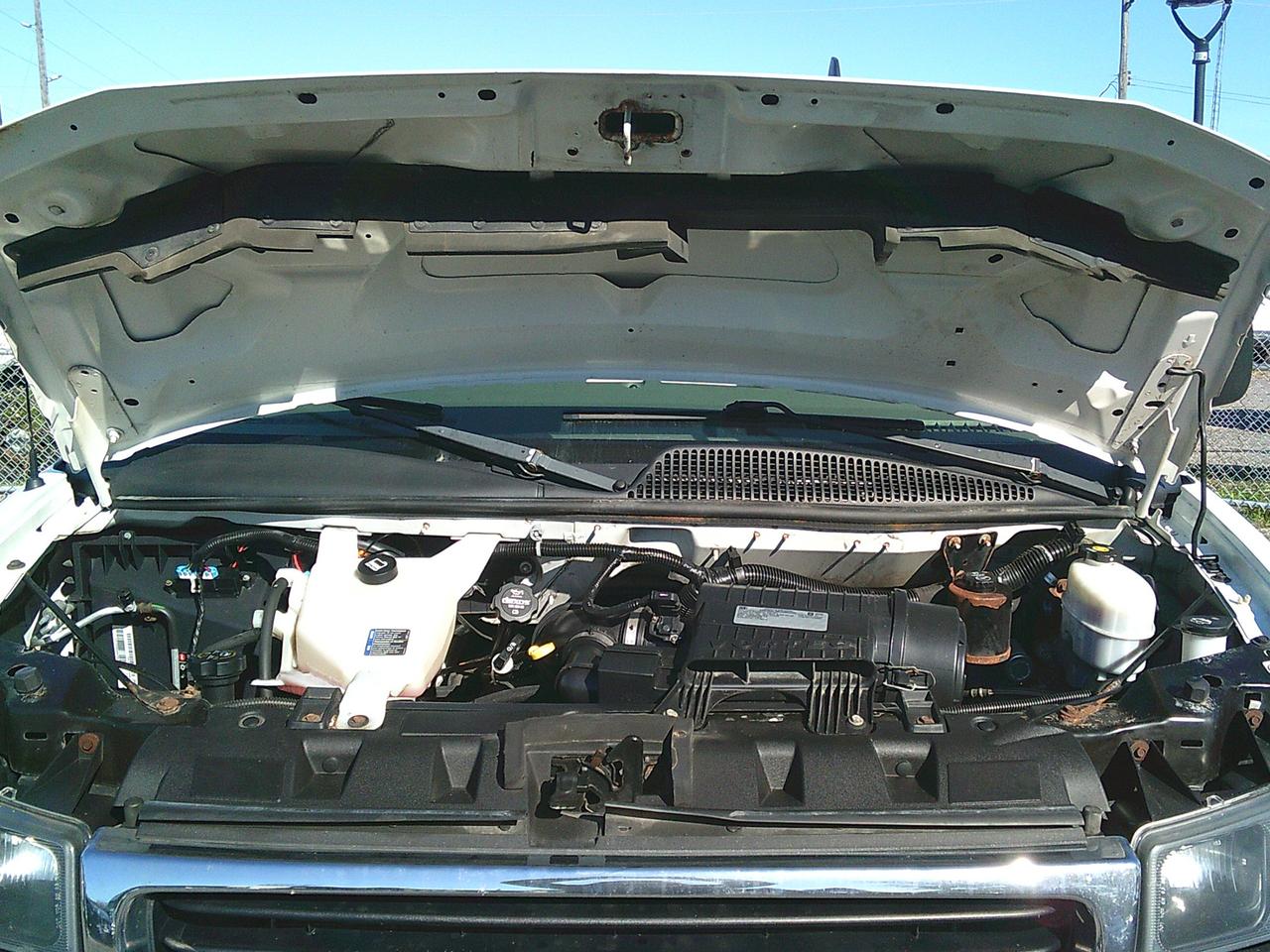 2019 GMC Savana Cargo Van RWD 2500 135" Photo