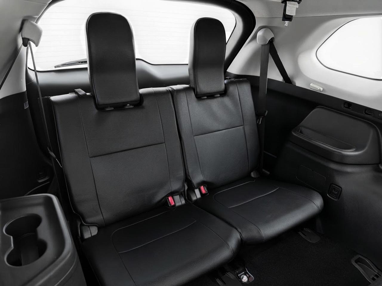 2018 Mitsubishi Outlander ES Photo