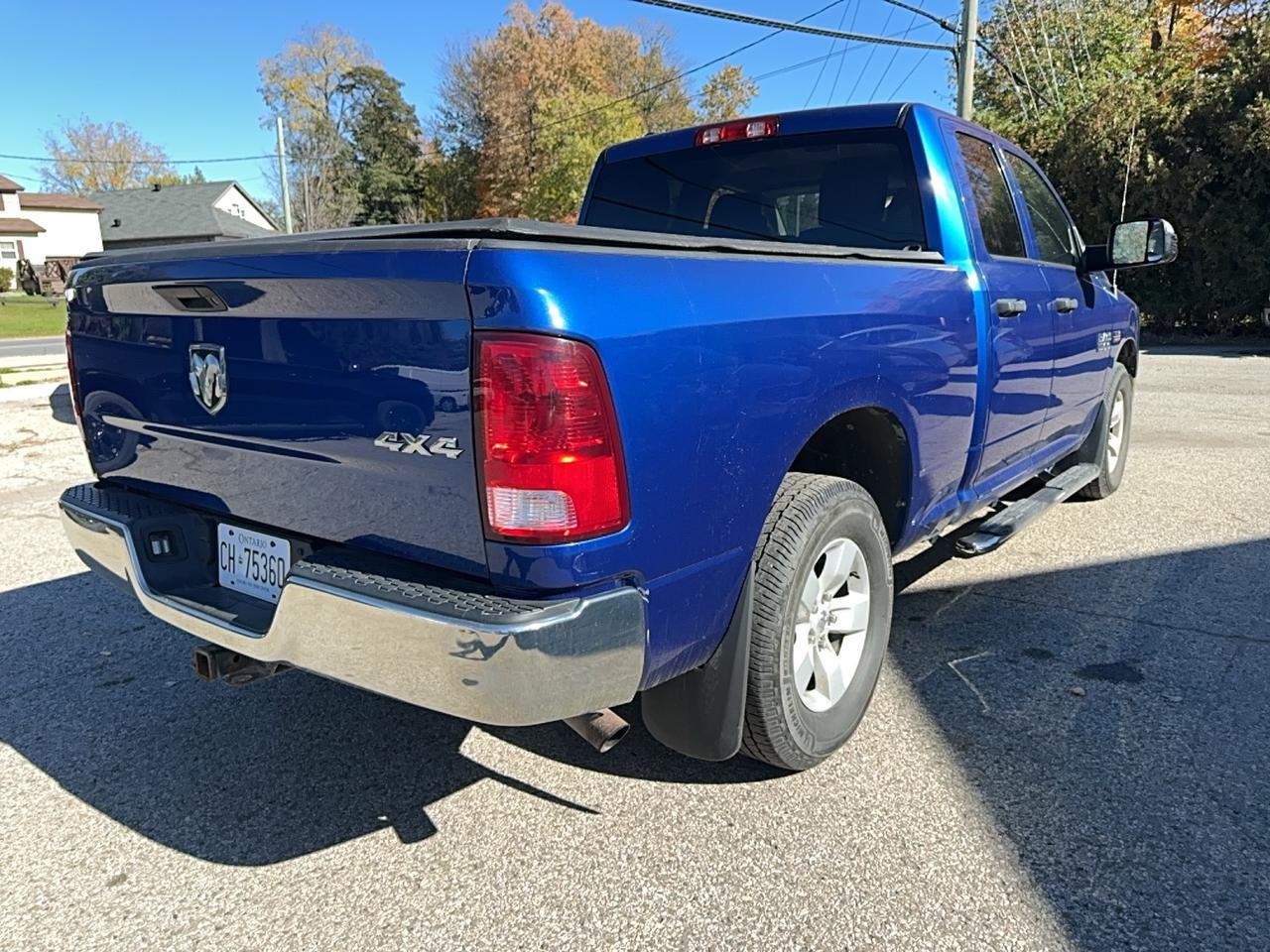 2017 RAM 1500 ST Photo3