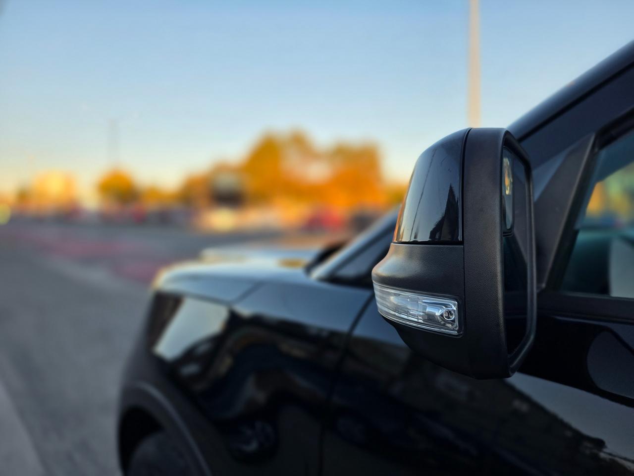 2017 Ford Explorer LIMITED Photo