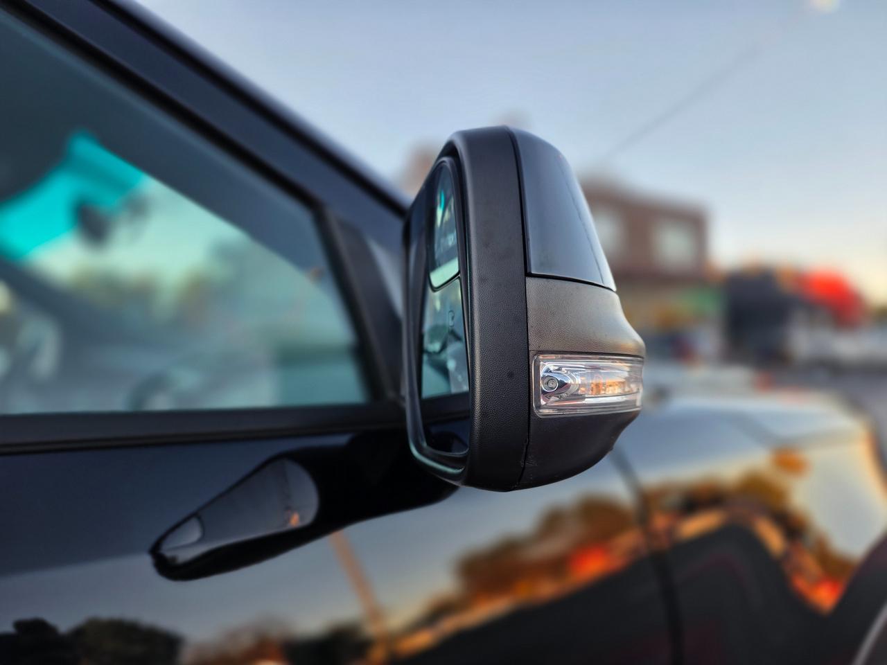 2017 Ford Explorer LIMITED Photo
