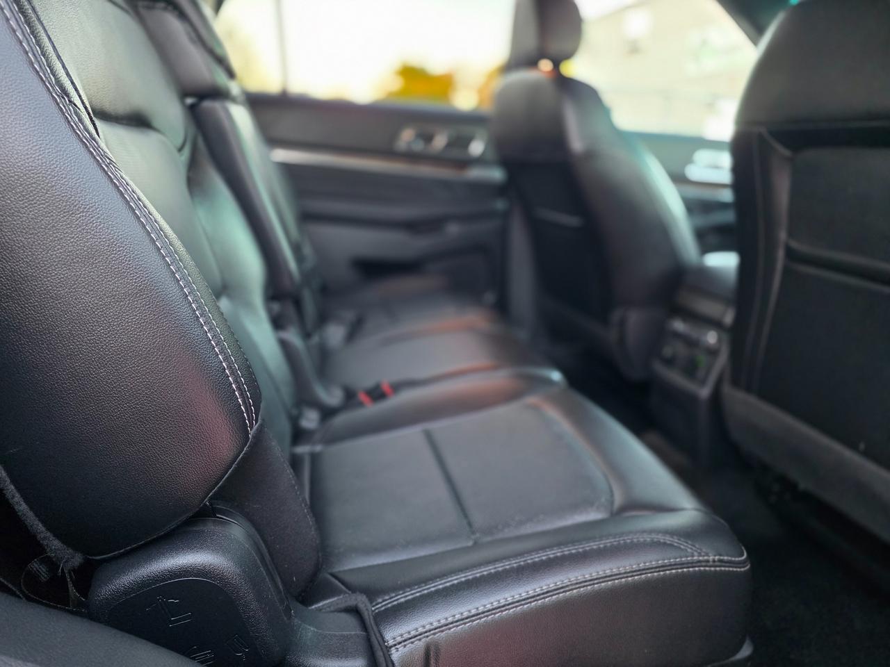 2017 Ford Explorer LIMITED Photo