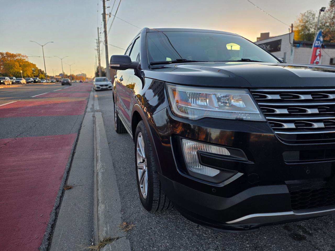 2017 Ford Explorer LIMITED - Photo #1
