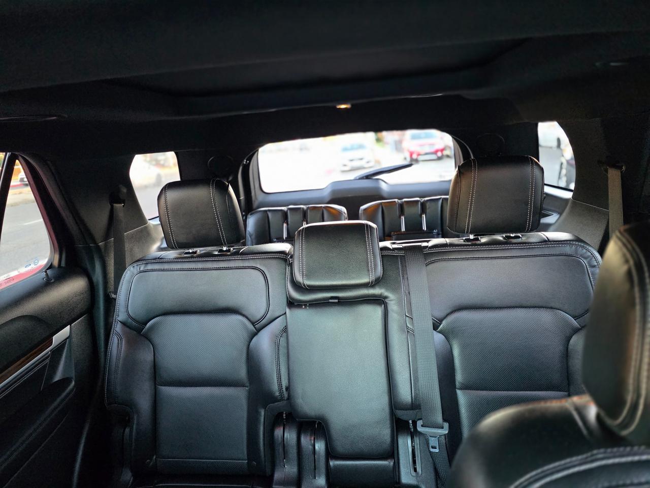 2017 Ford Explorer LIMITED Photo