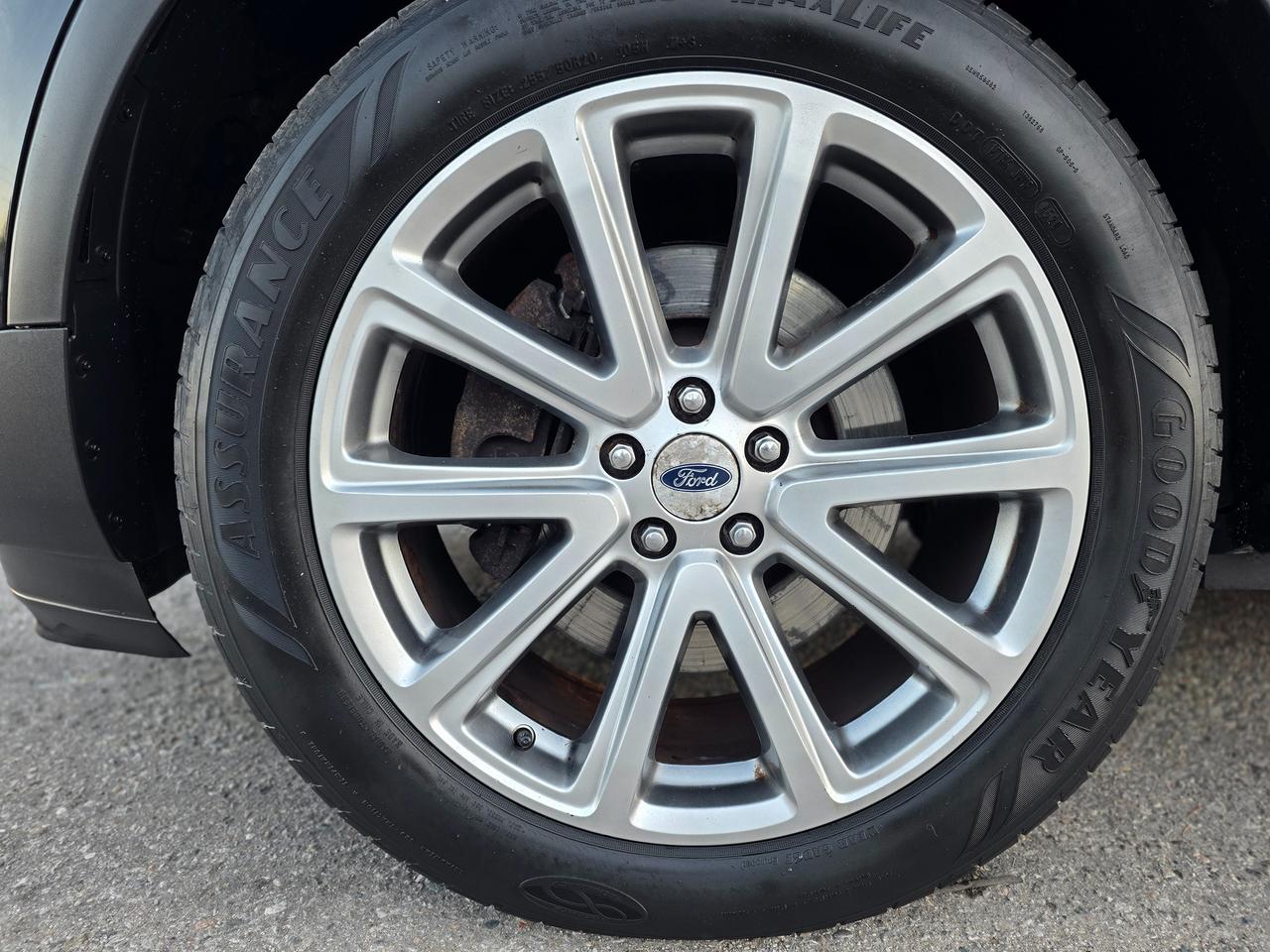 2017 Ford Explorer LIMITED Photo